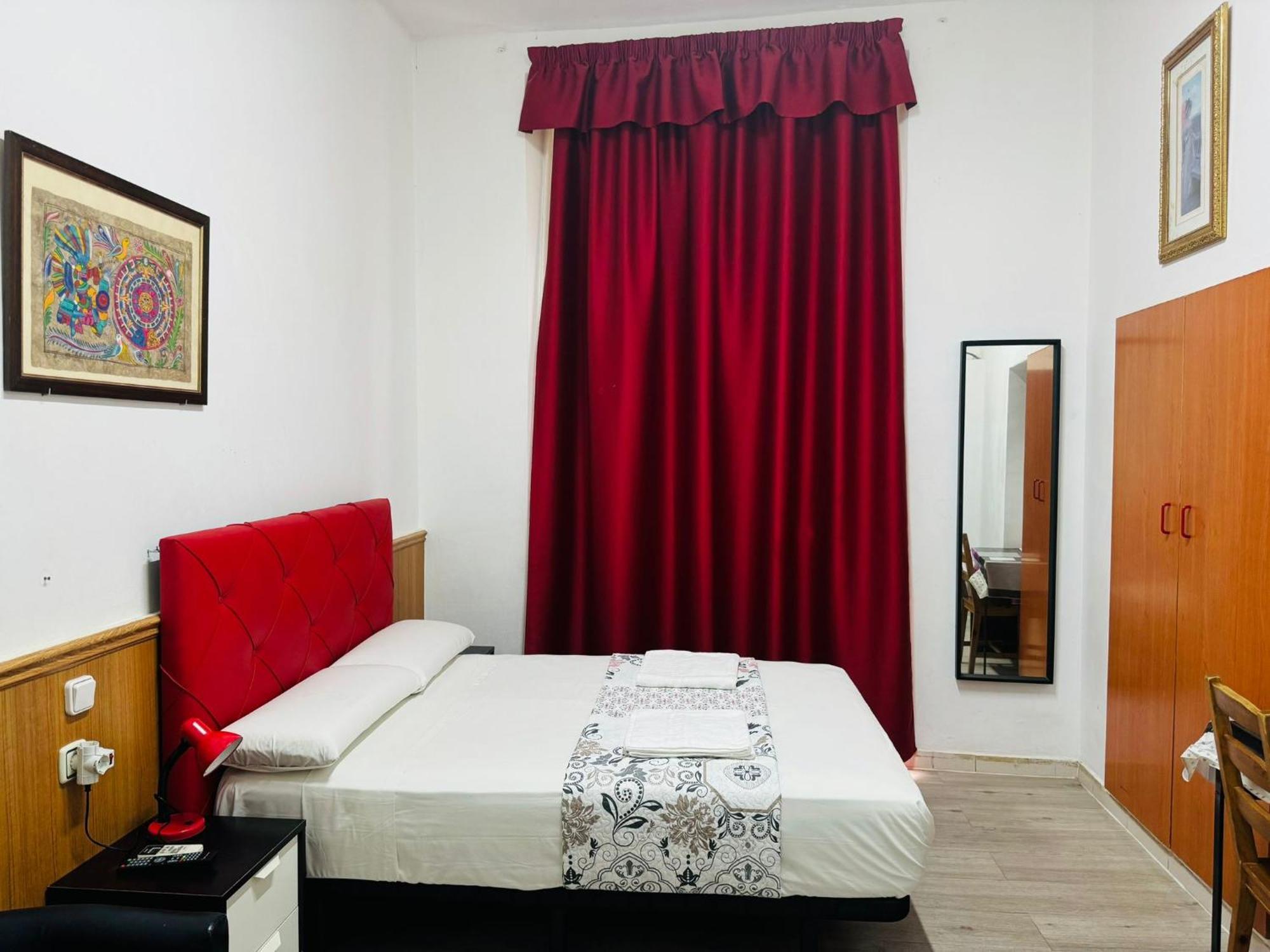 Hostal Mont Thabor Barcelona Eksteriør bilde