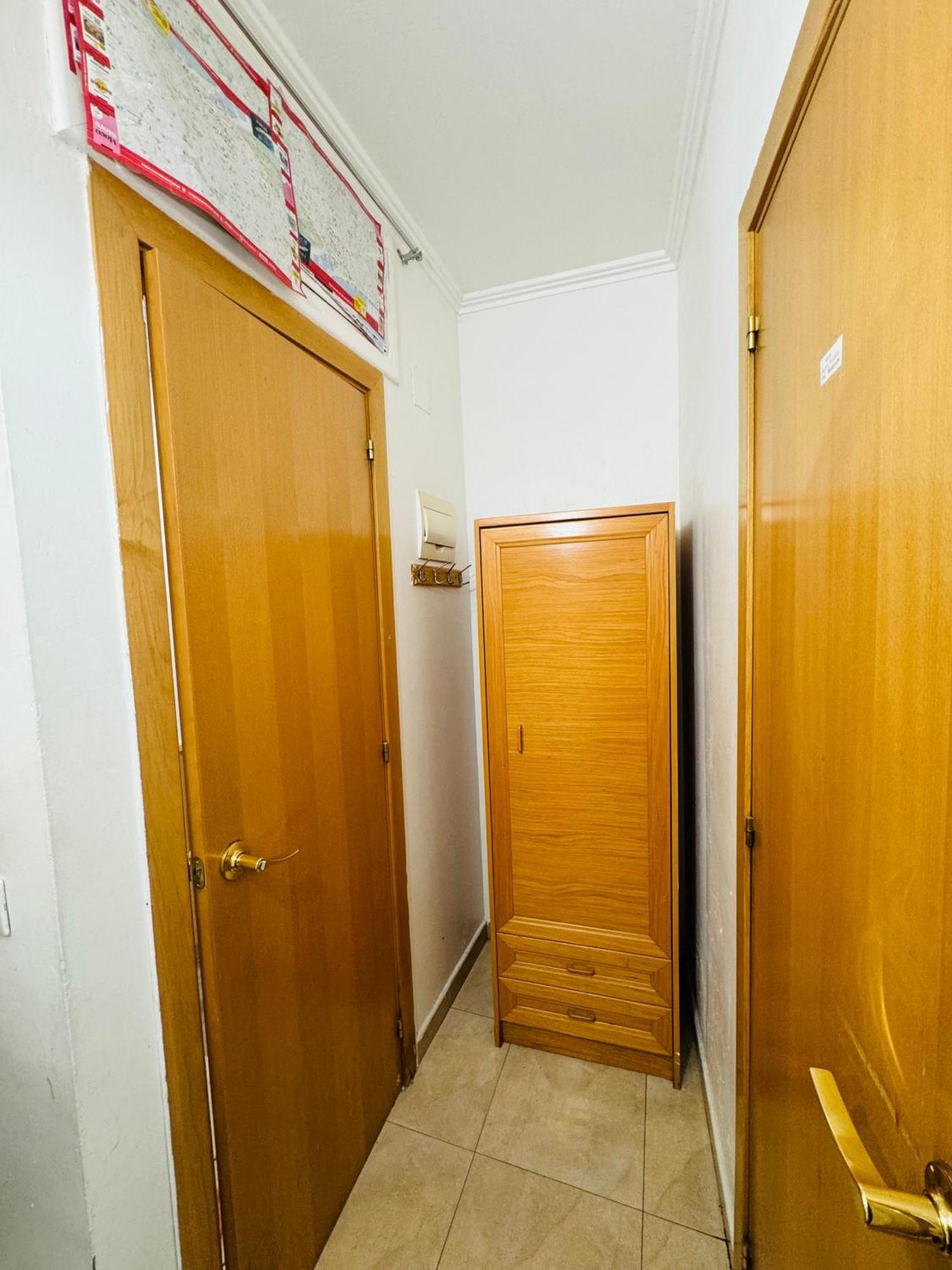 Hostal Mont Thabor Barcelona Eksteriør bilde