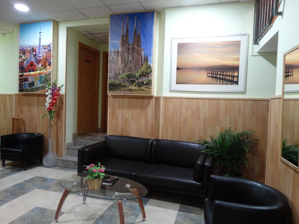 Hostal Mont Thabor Barcelona Eksteriør bilde